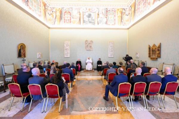 Đức Lêô XVI: Tự Do Tôn Giáo Là Nền Tảng Của Mọi Xã Hội Công Bằng